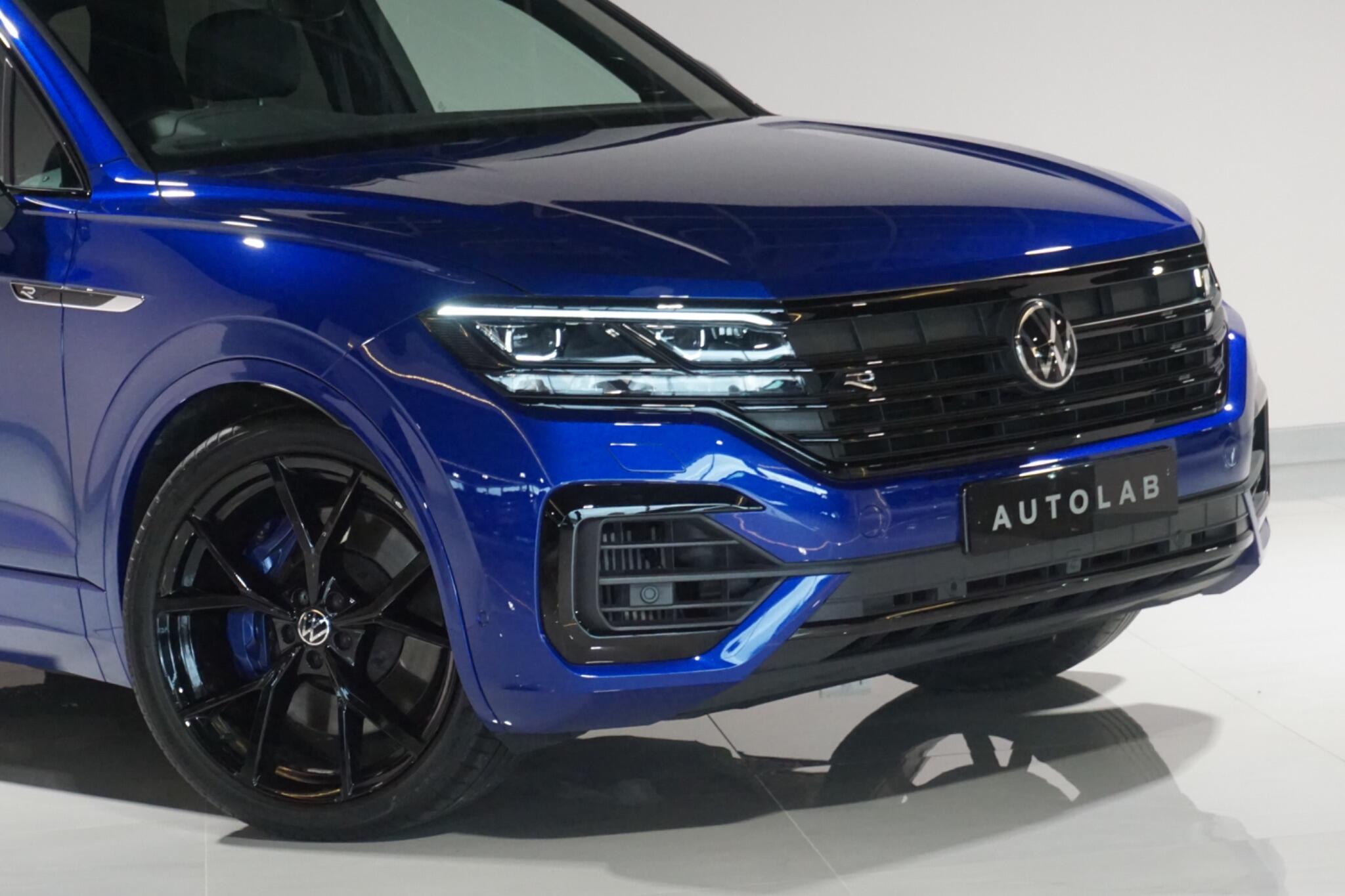 Volkswagen Touareg 3.0 V6 TSI eHybrid 14.3kWh R SUV 5dr Petrol Plug-in Hybrid Tiptronic 4Motion Euro 6 (s/s) (462 ps)